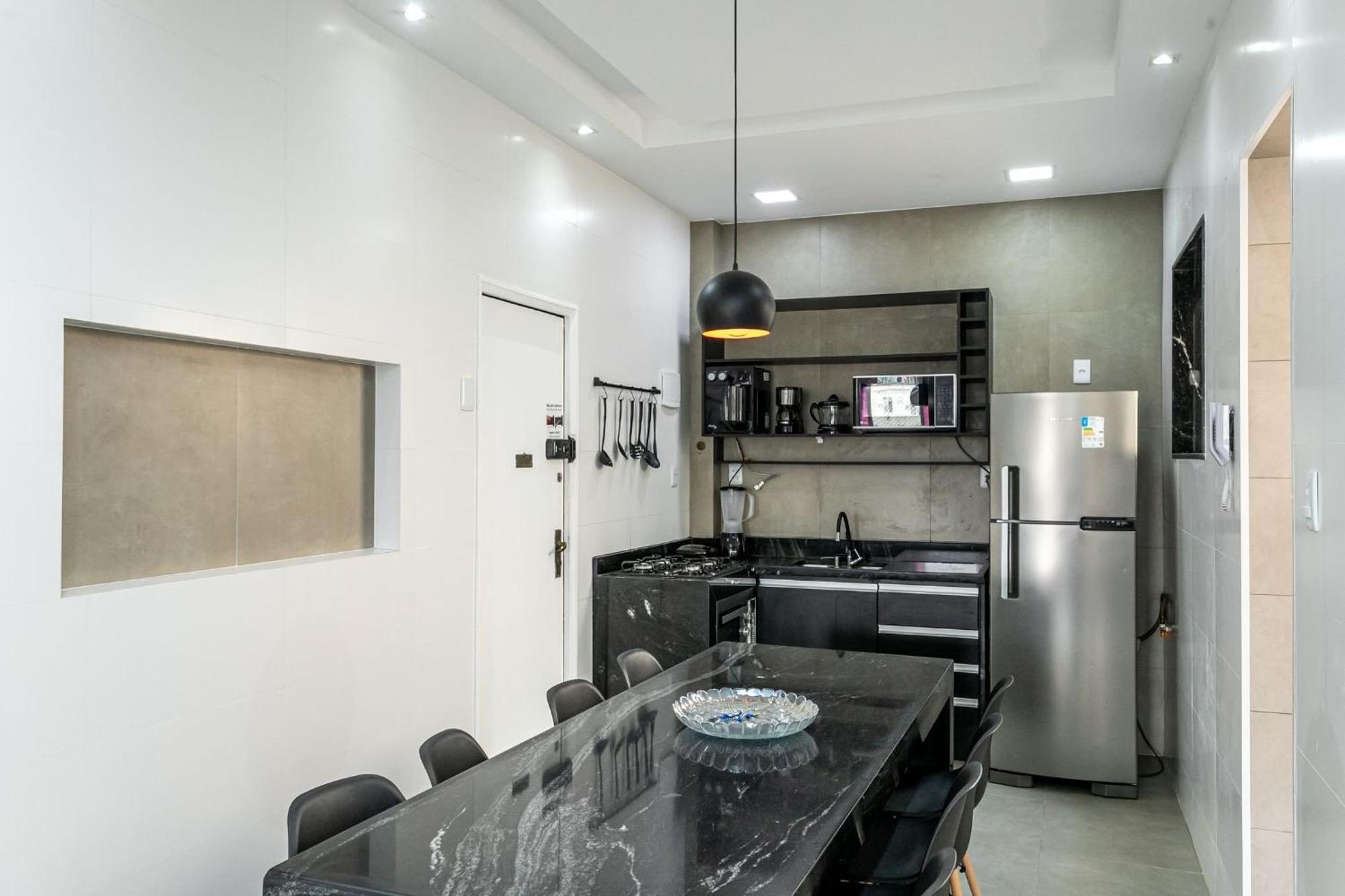 2qtos A 240m Da De Copacabana | Rp 186/1002 Apartamento