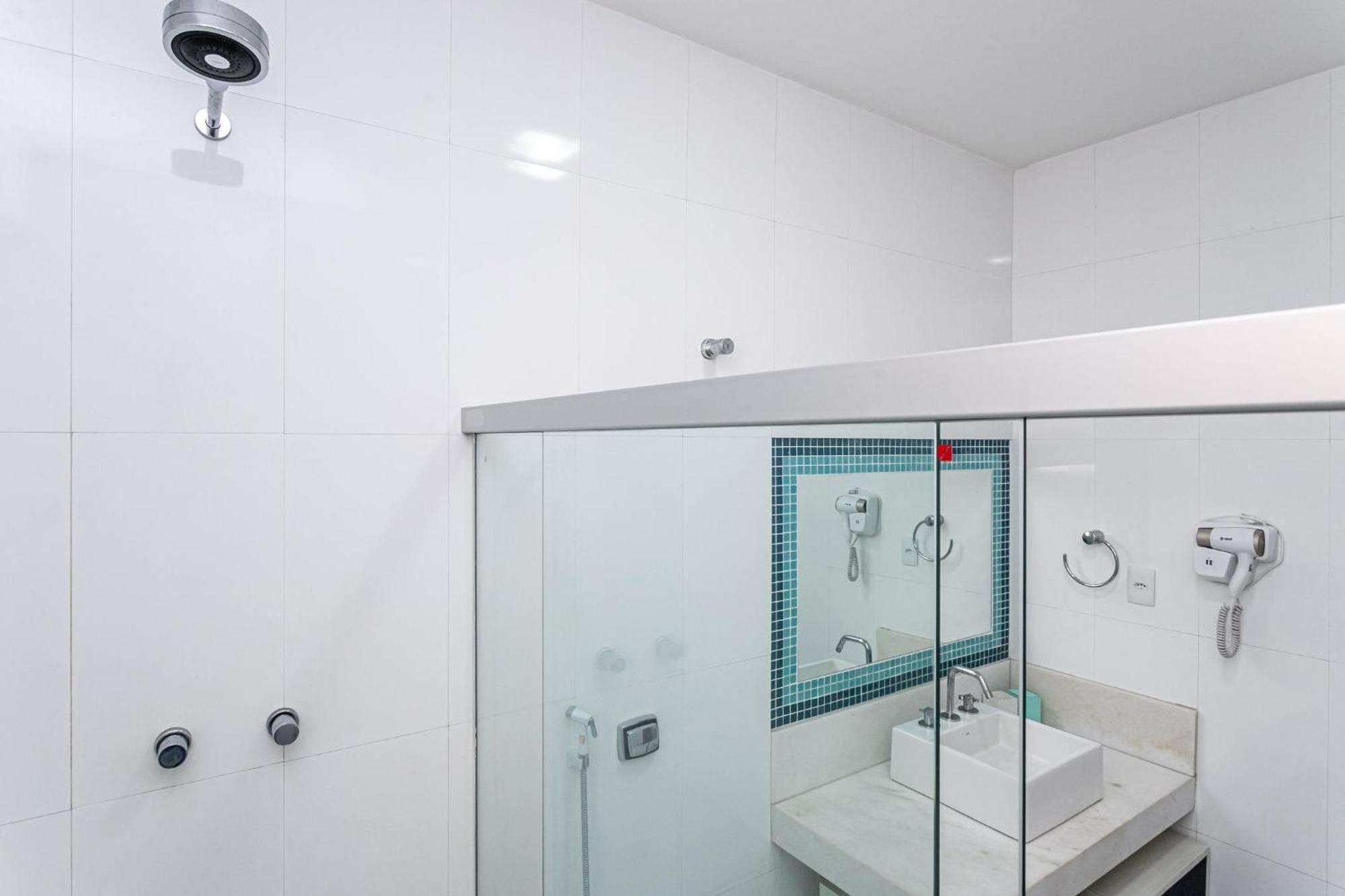 Apartamento 2qtos A 240m Da De Copacabana | Rp 186/1002 Rio de Janeiro